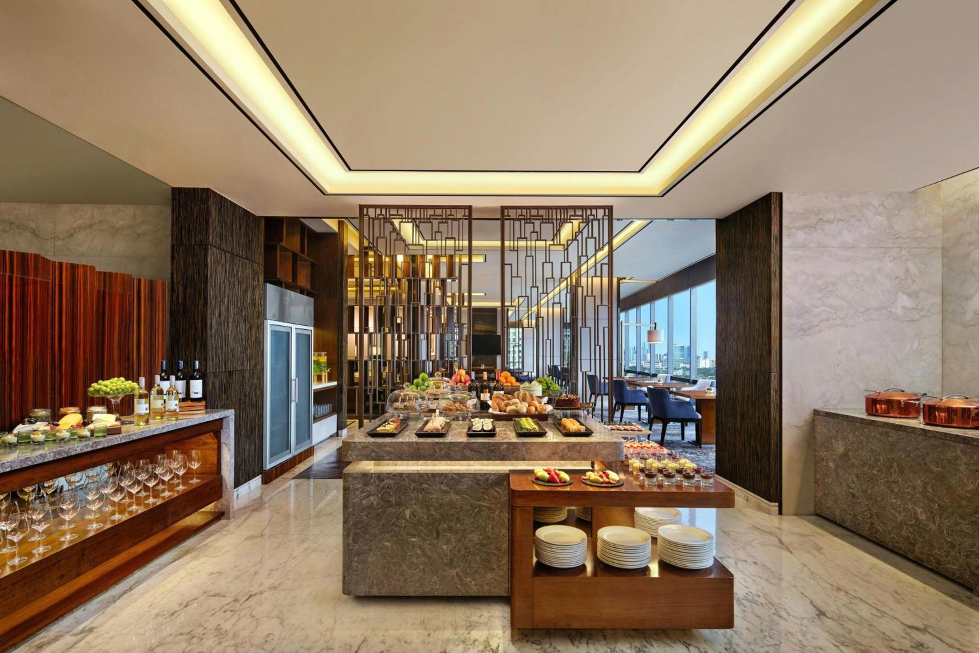 Sheraton Grand Jakarta Gandaria City Hotel Buitenkant foto