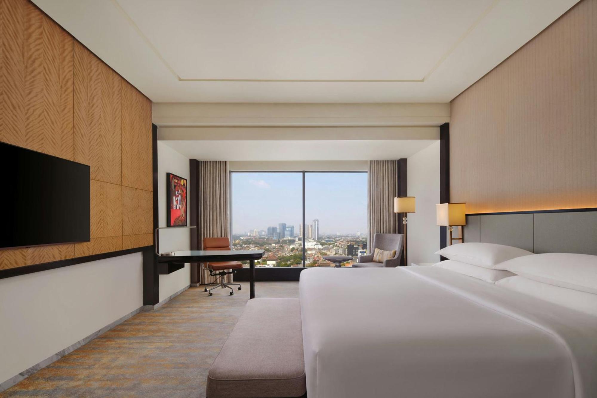 Sheraton Grand Jakarta Gandaria City Hotel Buitenkant foto